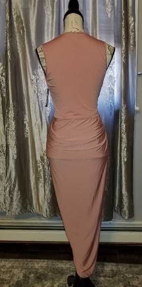 Dress - Picture 2 of 4